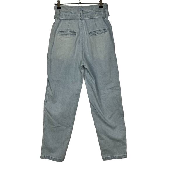 A New Day Paperbag Jeans Size 0 Barrel Leg Pleated Tie Waist Light Wash Pockets - Picture 2 of 6